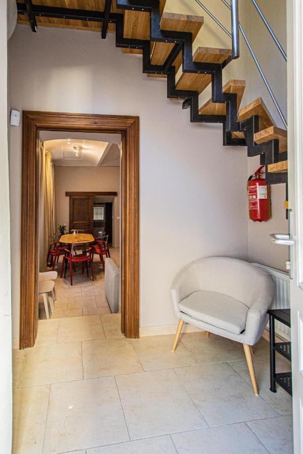 Modern And Spacious Apartments In City Center Praga Esterno foto